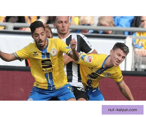 乌拉圭队边路进攻表现稳健，提升球队整体竞争力